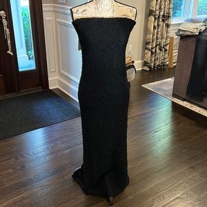 Black pull up strapless trois knit dress